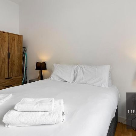 Smythen St, 2 Bed Apartment With Balcony Exeter Exteriör bild
